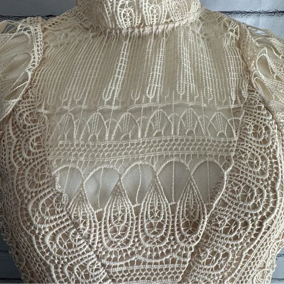 AQUA NWT Lace Tiered Mini Dress Size L Canvas Cottagecore Prairie Victorian Boho - Picture 7 of 16